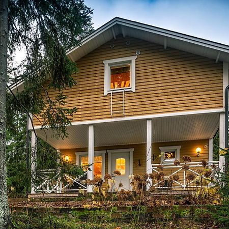Juhlamenot Oy Vila Soderkulla  Exterior foto