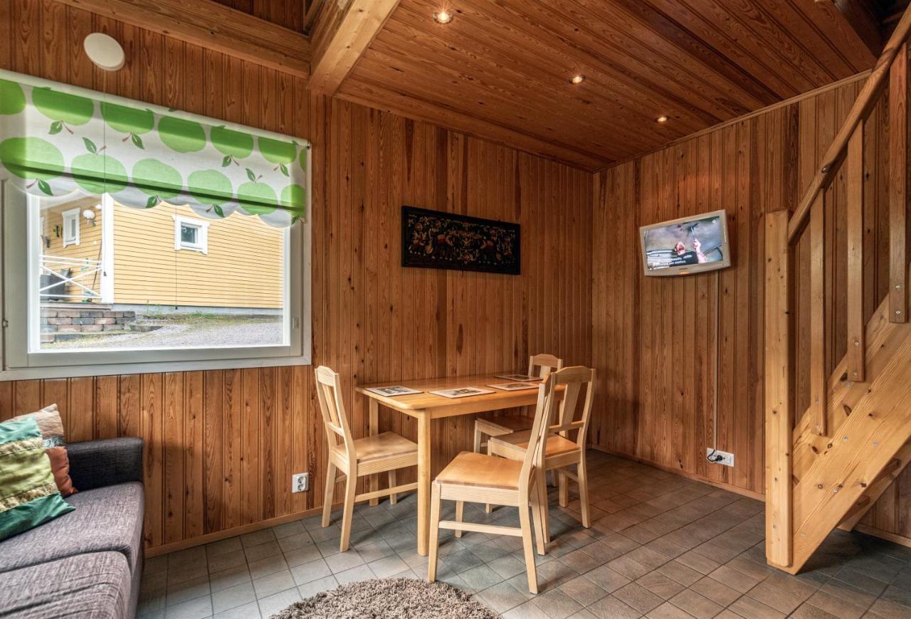 Juhlamenot Oy Vila Soderkulla  Exterior foto